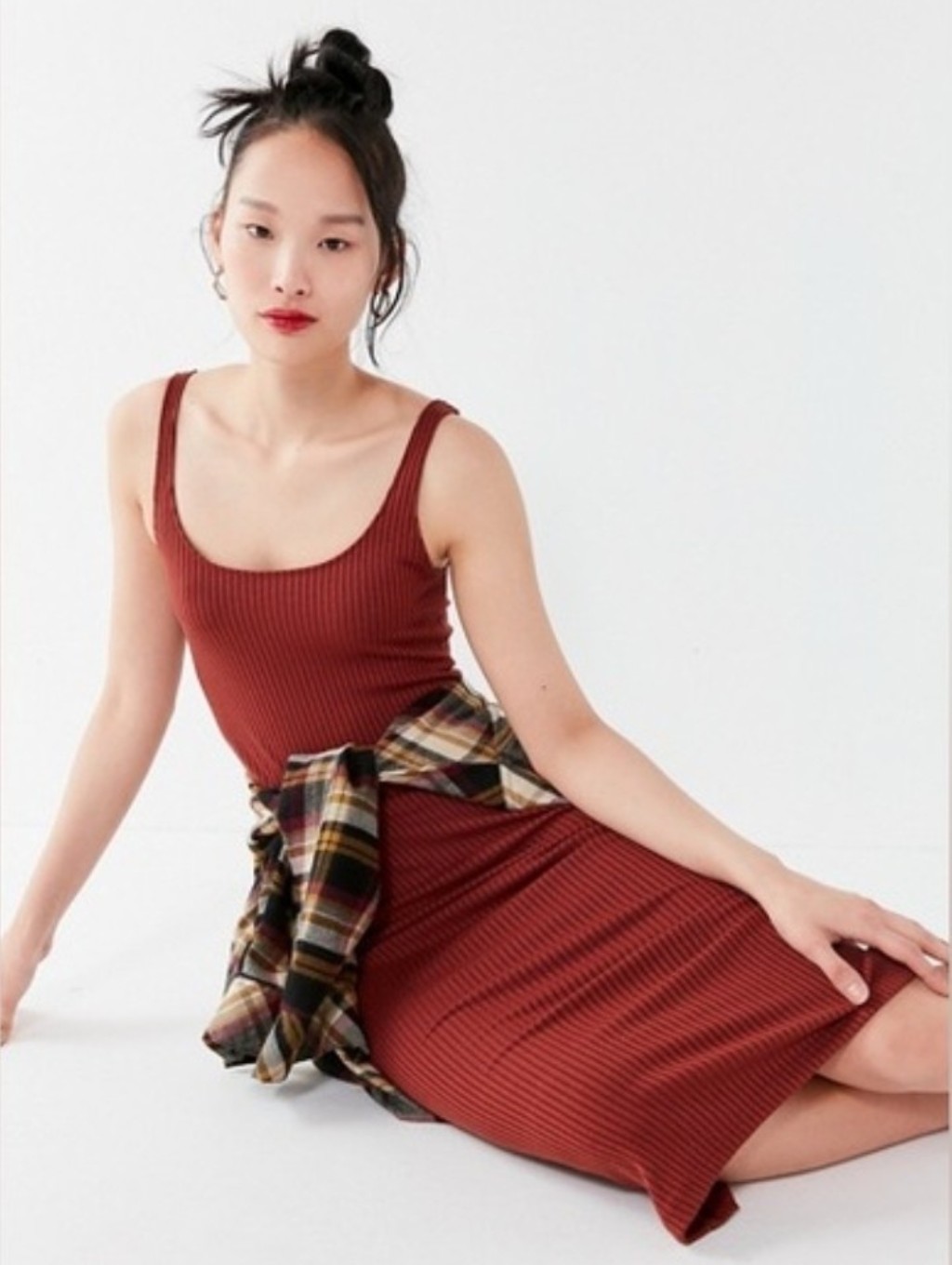 Urban Outfitters Bella Rust Orange Ribbed Scoop Neck Bodycon Sheath Midi Dress M